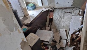 Piso residencial desaba e deixa duas pessoas feridas em Aracaju