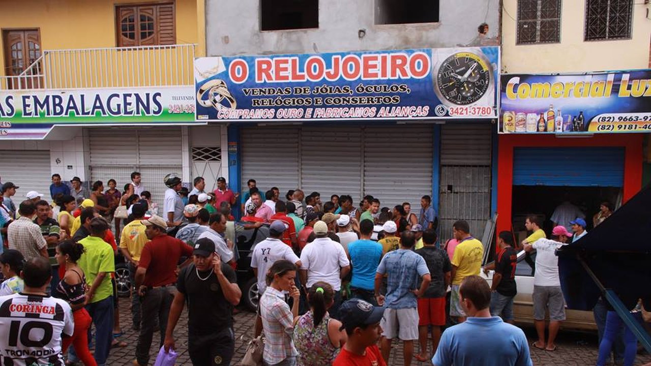 Comerciante é assassinado por quatro homens em Palmeira dos Índios