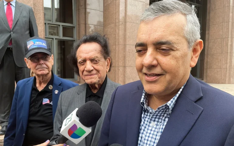 Ex-congressista de Miami, David Rivera, foi condenado por fazer lobby secretamente em favor da Venezuela de Maduro