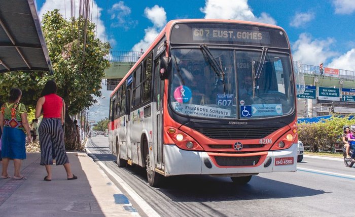 Todas as alinhas serão contempladas com viagens passando pela Ufal, após às 22h20 Todas as alinhas serão contempladas com viagens passando pela Ufal, após às 22h20