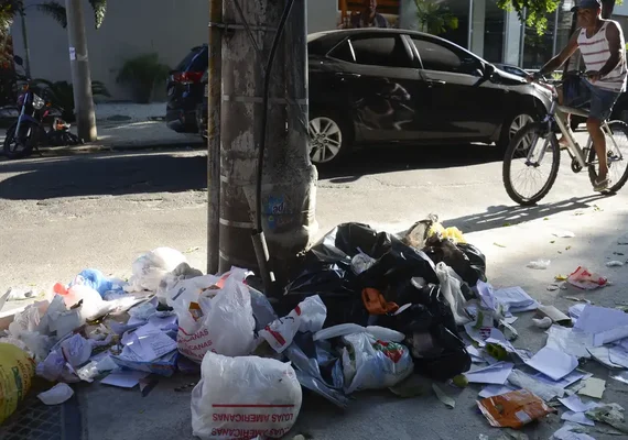 SP: mutirão de limpeza chama atenção sobre descarte adequado do lixo
