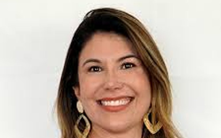 Ministro do STF decide retorno ao cargo da prefeita de Saquarema