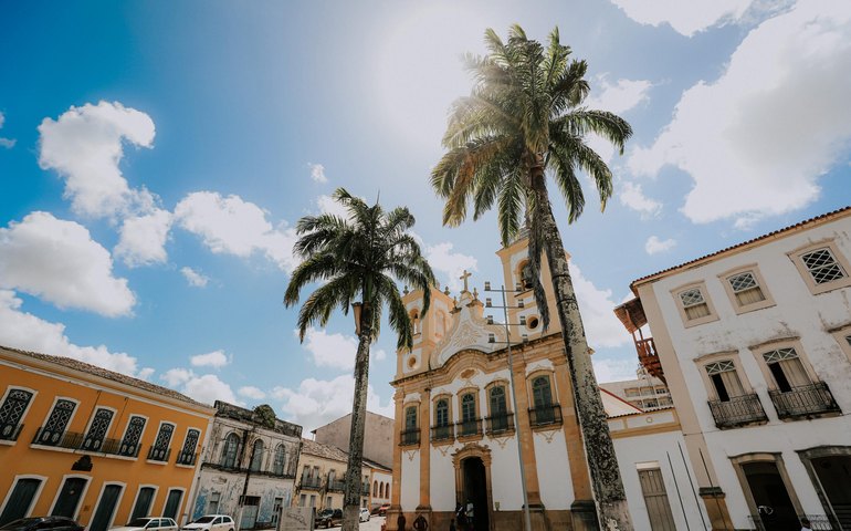 Comemorações do aniversário de Penedo começam com solenidade cívica e lançamento de novo clipe do hino municipal