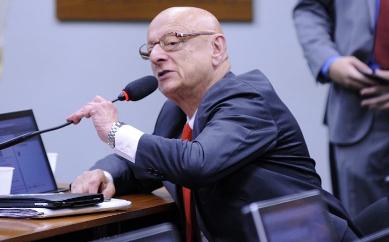 Relator aponta três caminhos para PL da Dosimetria e prevê rejeição do texto atual