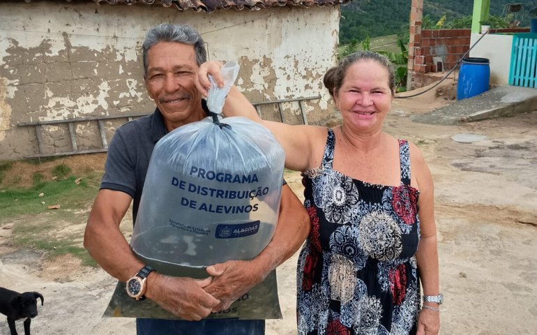 Com mais de 2 mil alevinos doados, Estado impulsiona produção e combate a fome no campo