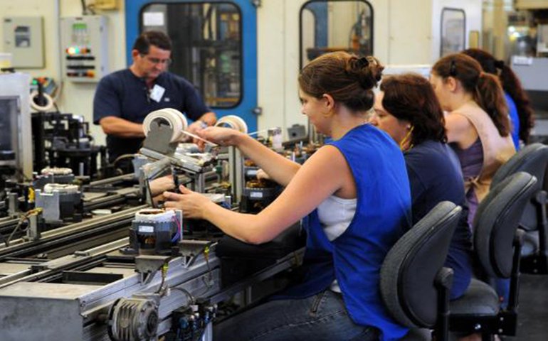 Indústria cresce em nove estados entre dezembro e janeiro