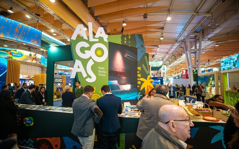 Secretaria de Turismo divulga Destino Alagoas em feira internacional de Portugal