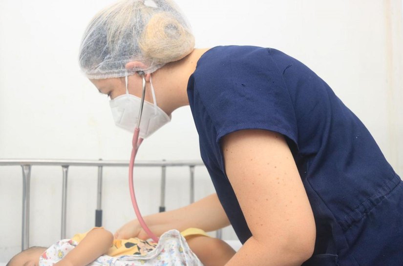 Médica do Hospital Dr. Ib Gatto Falcão alerta para doenças respiratórias infantis no outono