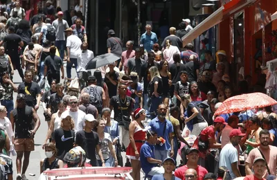 Confira nomes e sobrenomes mais comuns no país, segundo o IBGE