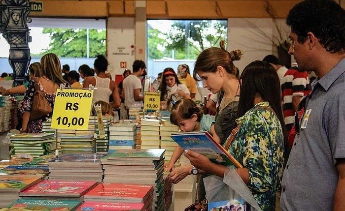 Público na Bienal Internacional do Livro