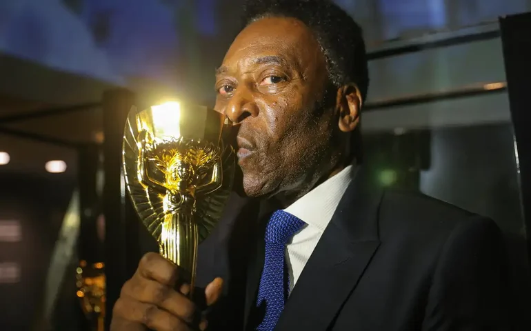 Lei institui 19 de novembro como Dia do Rei Pelé
