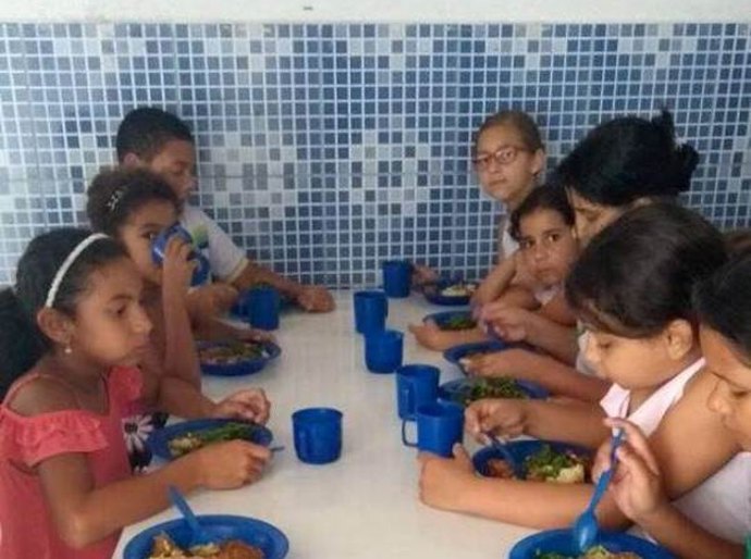 Prefeitura de Santana do Mundaú garante merenda de qualidade na rede municipal