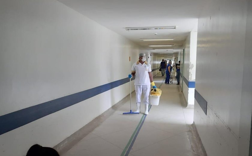 Aluna de Enfermagem colabora no combate à Covid em Arapiraca