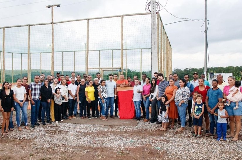 Prefeito Dalminho inaugura quadra poliesportiva no assentamento Jacobina, em Belo Monte