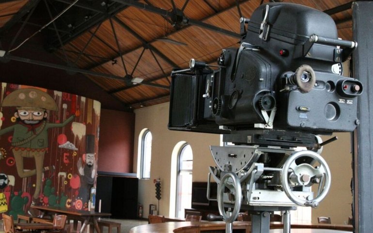 Filme inédito de Zé do Caixão abre programação da Cinemateca para o público