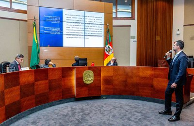 Juiz Rafael Casado palestra na Câmara Nacional de Precatórios no TJRS