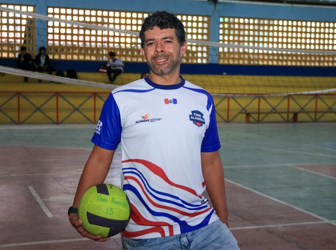 Professor da rede estadual desenvolve projeto esportivo para combater evasão escolar
