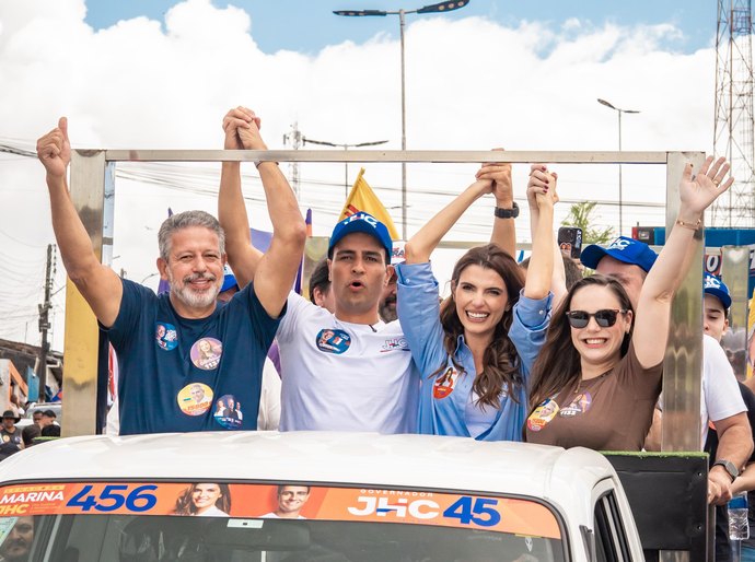 Na dianteira para o Senado, Arthur Lira participa com JHC e Marina de caminhadas e carreatas em Chã Preta e Viçosa