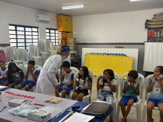 Parceria promove atendimento odontológico para alunos de escola municipal