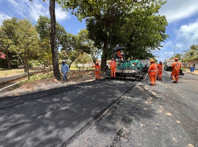 Prefeitura de Maceió leva pavimentação para mais vias do Litoral Norte