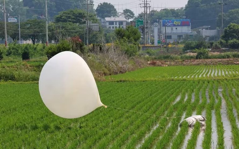Irmã do líder norte-coreano sugere retomar o lançamento de balões de lixo e fezes em direção à Coreia do Sul