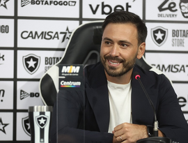 Botafogo anuncia saída do técnico italiano Davide Ancelotti