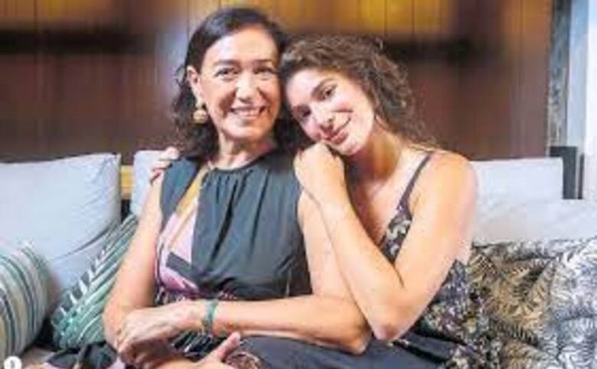 Peça &#8216;A Lista&#8217; reúne mulheres isoladas pela pandemia e que se encontram na amizade