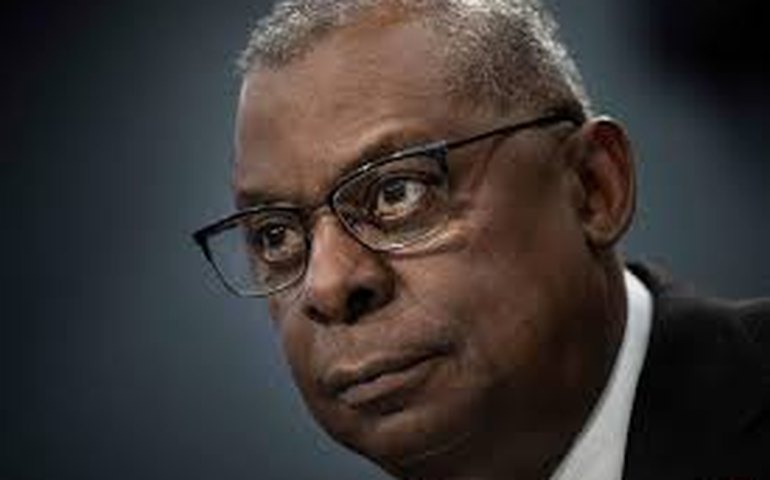 Secretário de Defesa dos EUA passará por procedimento médico e transfere funções à vice