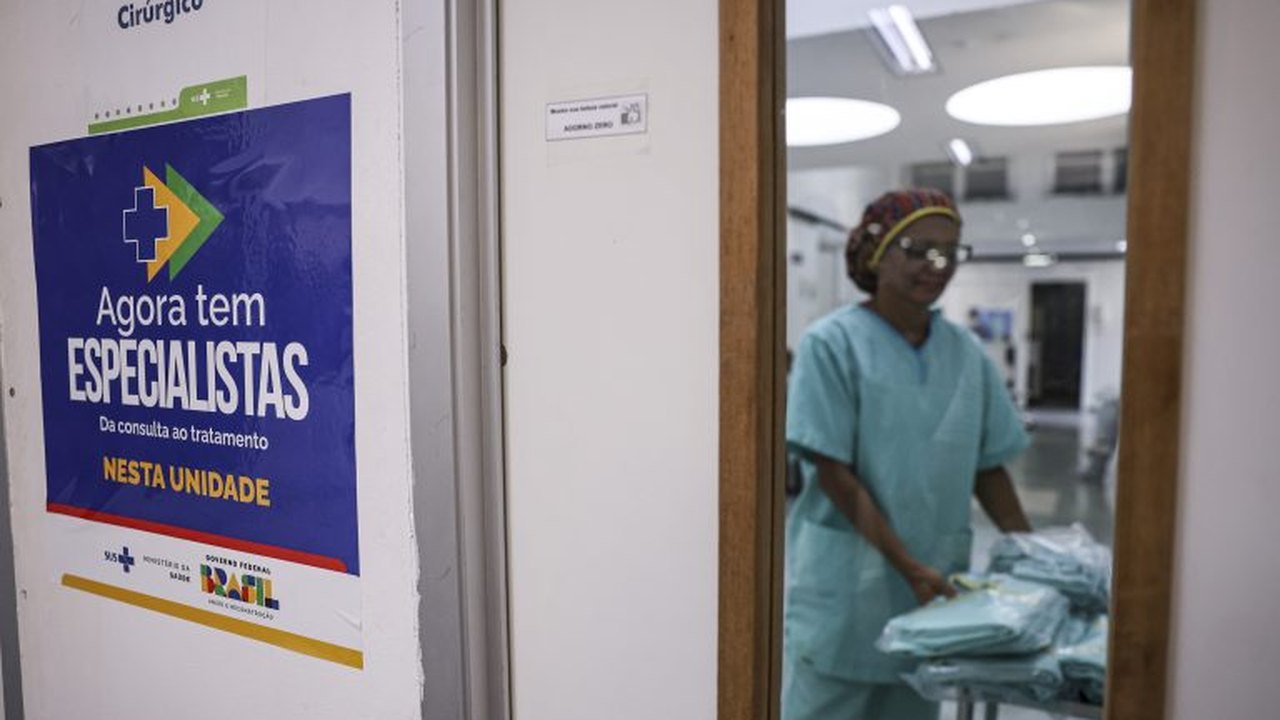 Pacientes do SUS de Atalaia e Delmiro Gouveia agora contam com carretas de saúde do Agora Tem Especialistas
