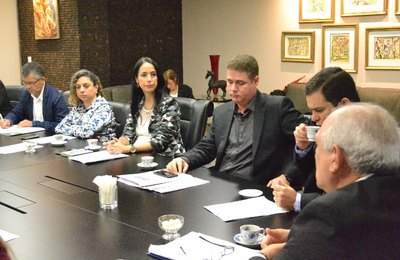 Proposta do TJ prevê data-base em duas parcelas, com a 1ª retroativa a janeiro   
