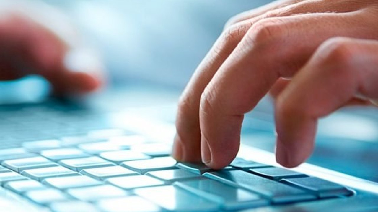 Procon faz plantão virtual para auxiliar consumidores no Black Friday