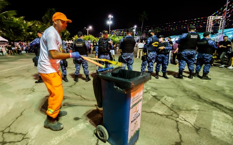 Ações de limpeza urbana garantem conforto ao público no São João Massayó