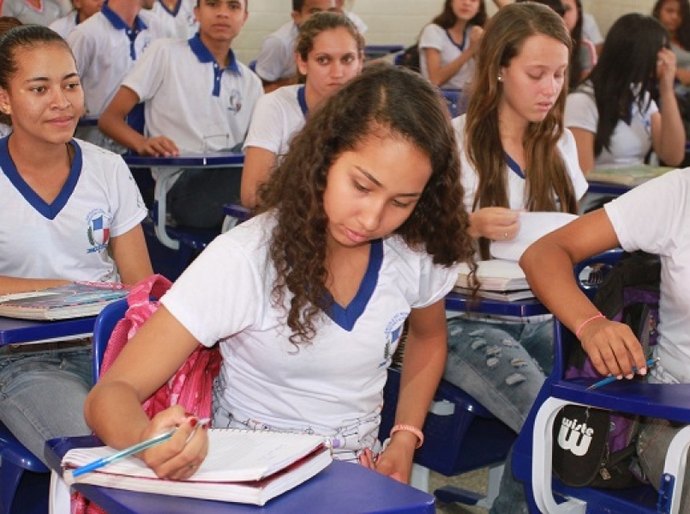 Educação estadual divulga o resultado da matrícula on-line neste sábado (6)