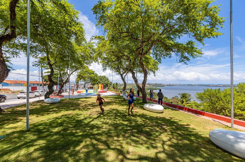 JHC entrega novo Mirante Chã de Bebedouro e devolve cultura e história ao bairro
