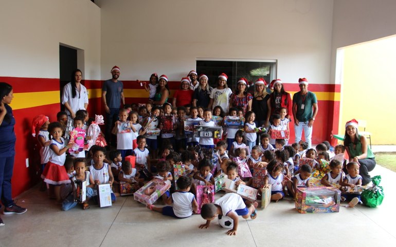 Seprev realiza Natal Solidário das Crianças beneficiadas pelo Cren