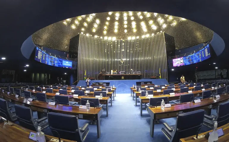 CCJ do Senado adia mais uma vez votação do Código Eleitoral