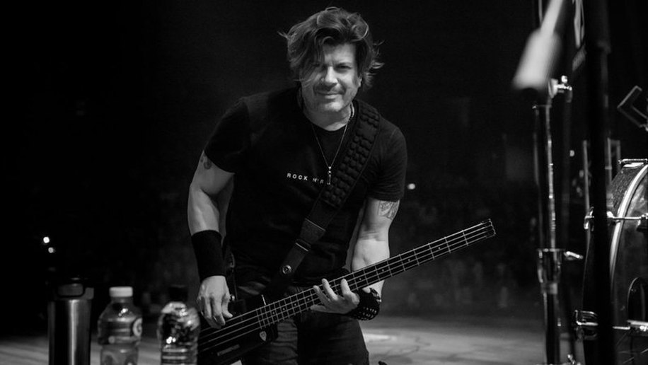 Com espetáculo "Voz e Violão", Paulo Ricardo faz show em Maceió
