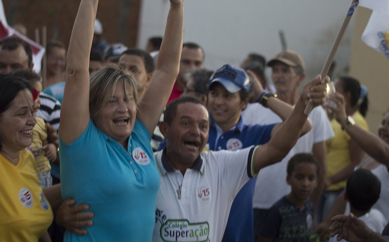 Dra. Verônica faz última passeata com Senador Renan, Governador Renan Filho e Ronaldo Lessa