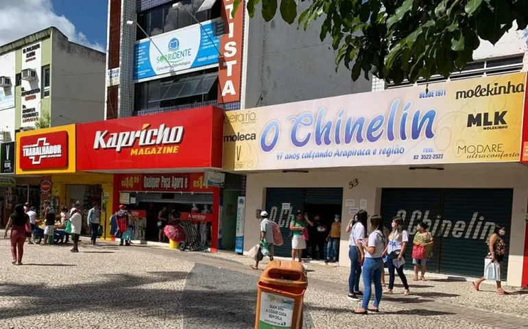 Comércio de Arapiraca abre as portas para compras natalinas no domingo, 22 de dezembro