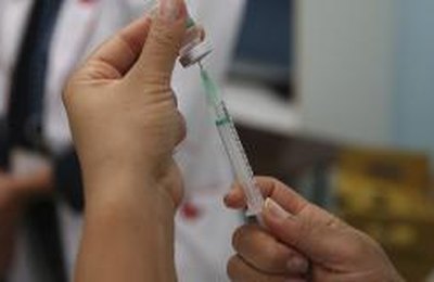 Anvisa libera serviço de vacinação em farmácias de todo o país