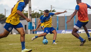 Confiança treina para enfrentar o Paysandu / Foto: Divulgação