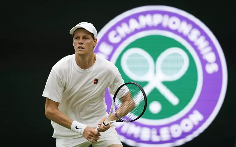 Sinner desafiará compatriota Nardi na estreia de Wimbledon