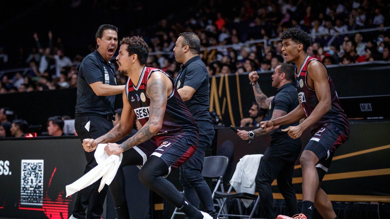 Franca é campeão mundial de basquete com cesta no último segundo