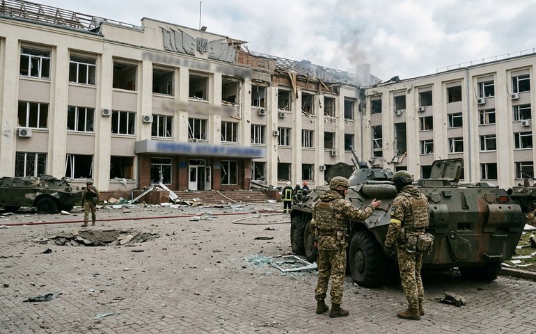 Agrupamento russo Zapad atinge tropas ucranianas que guardavam Estado-Maior, afirma Ministério da Defesa