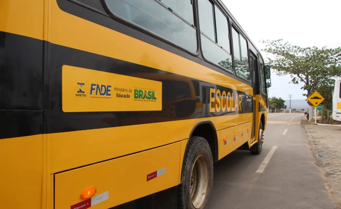 Transporte escolar municipal de Maceió retomará suas atividades nesta quinta-feira