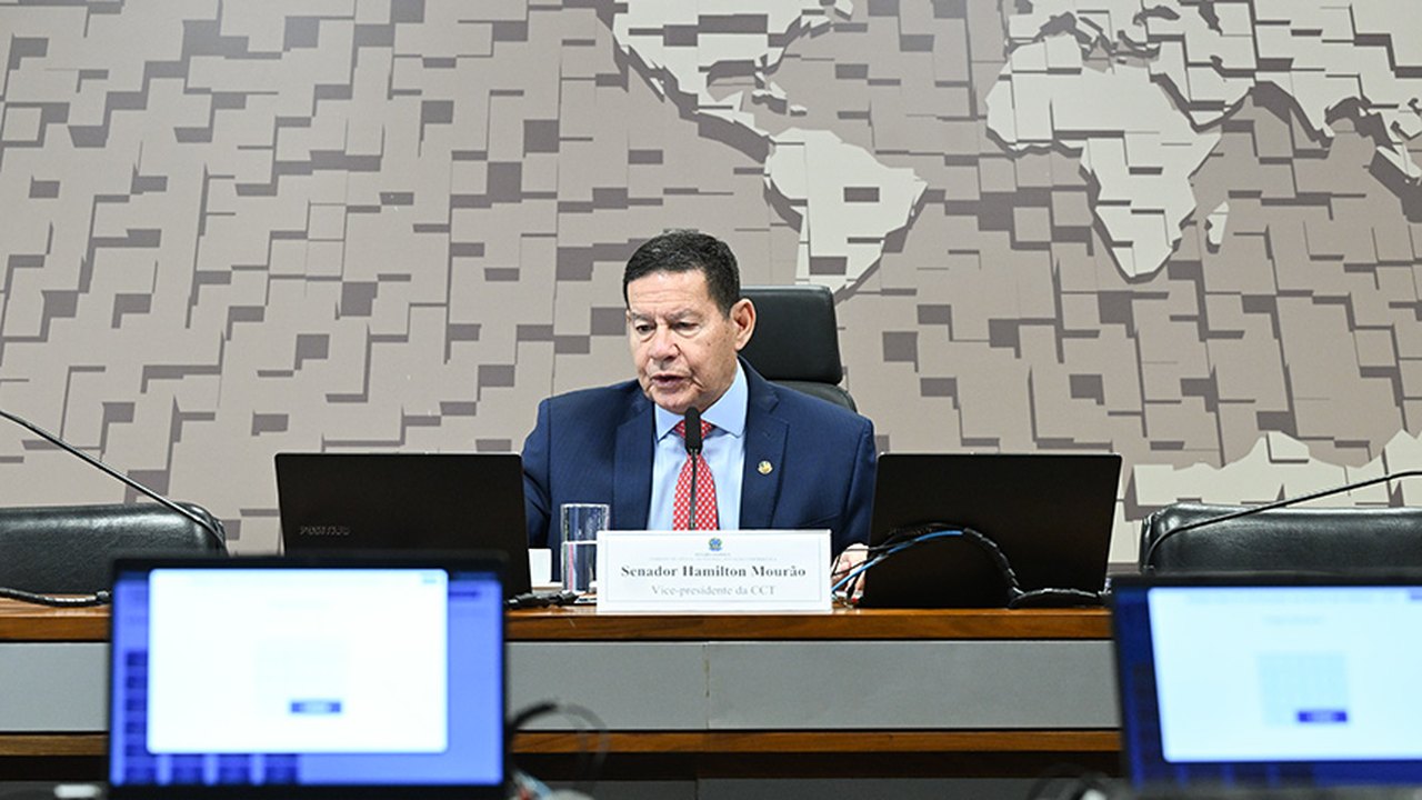 CCT aprova 24 autorizações e renovações de rádios comunitárias