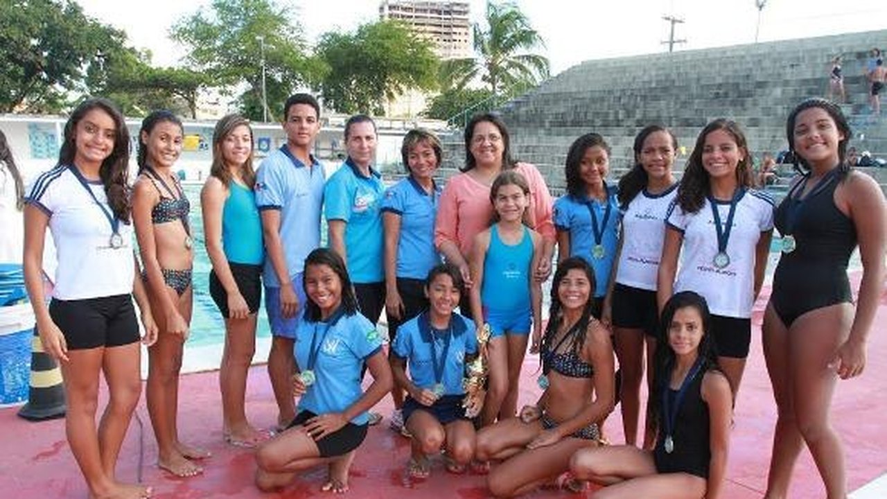 Nado sincronizado do Cepa vence campeonato na Paraíba