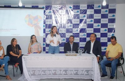 São José da Laje: A Santa Casa Sem Fronteiras realiza palestra de conscientização sobre o autismo