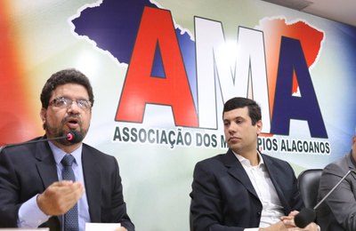 Adesão pode elevar para 20 mil o número de famílias beneficiadas pelo Moradia Legal 