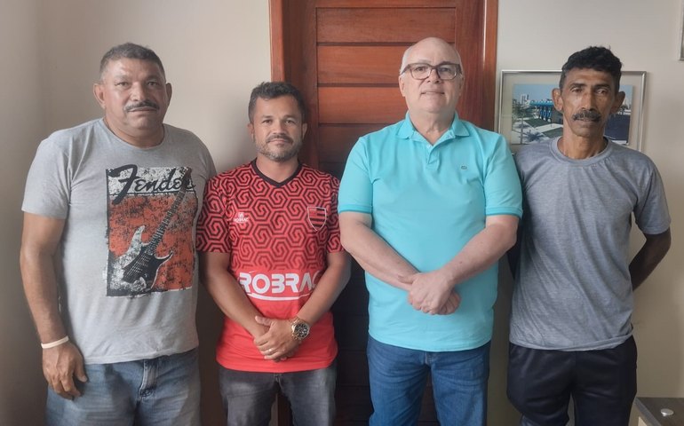 Prefeitura garante espaços esportivos para clubes de futebol de base de Arapiraca